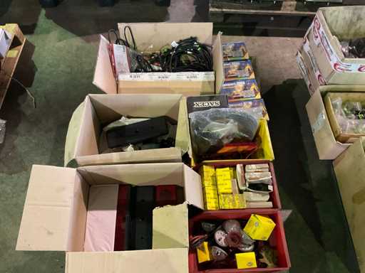 Charge von Beleuchtungsteilen