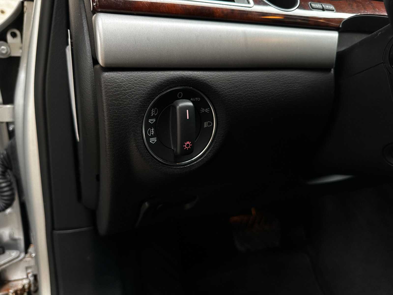 Audi A8 4.2 V8 Quattro Pro Line 349pk 2007 (Origineel-NL), 81-XB-RK