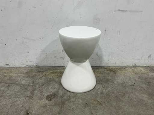 Side table playful (5x)