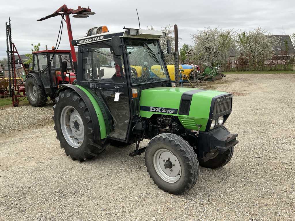 Deutz-Fahr DX 3.70F Traktor