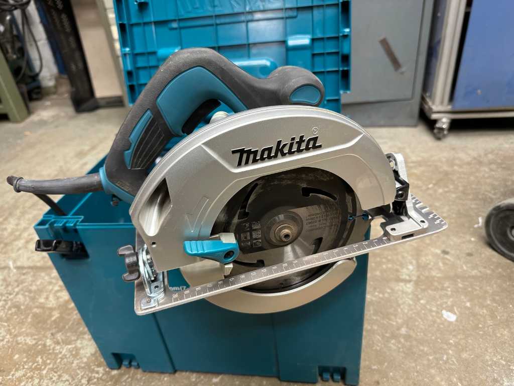 Makita - HS7601 - Circular saw