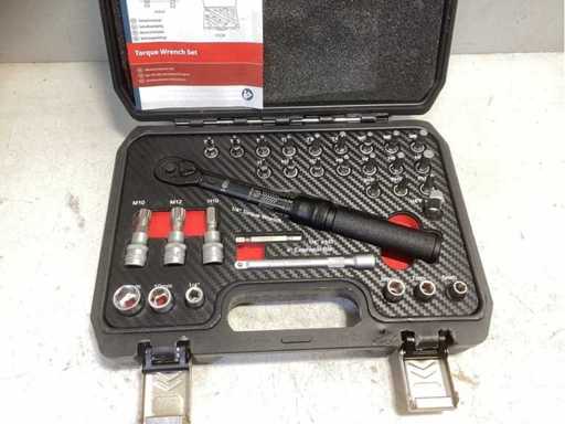 HBM 32-teiliges Drehmomentschlüssel-Set