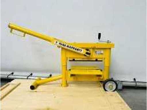 Generators, earth-moving equipment, pruning tools and tools