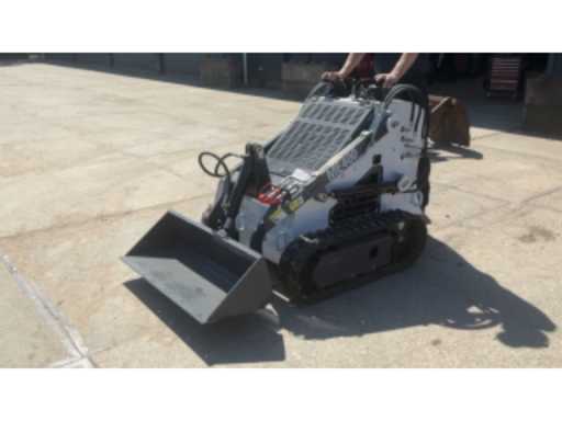 ade0d1c3-98e4-44dd-b7cd-f9b14a6ecaa4.mp4