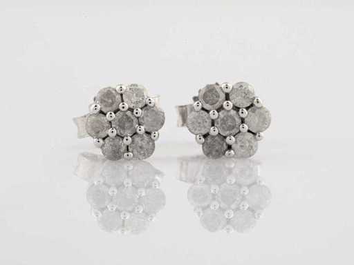 925 Silver White Earring With Natural Diamond