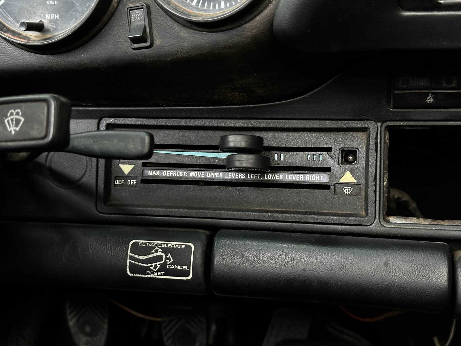 Porsche 911 Carrera 3.2 Cabriolet 230pk 1985