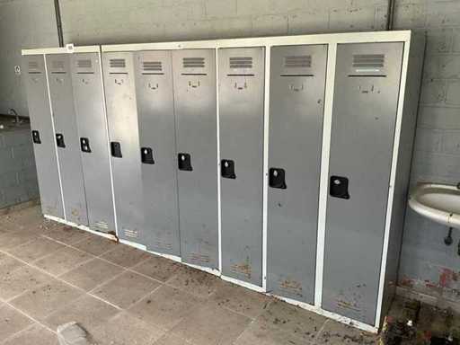 Locker cabinet (3x)