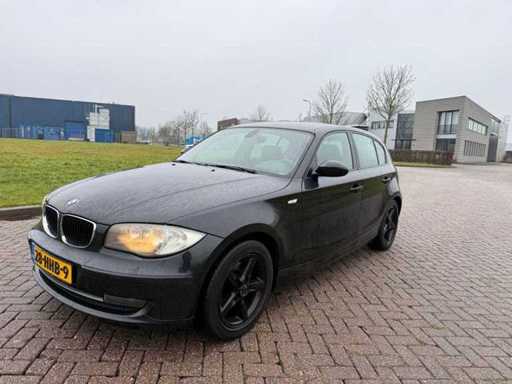 BMW 118i Business Line, 28-HHB-9