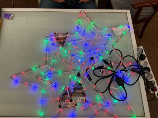 Weihnachtsstern, LED-Beleuchtung, Spannung 230 V. (3x)