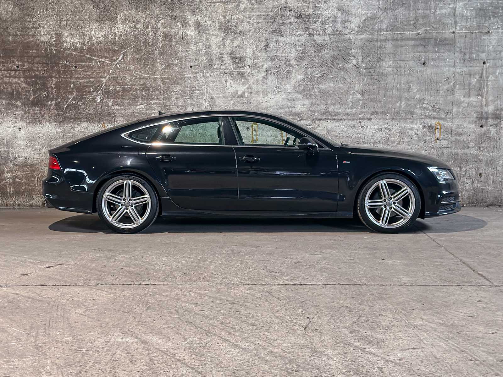 Audi A7 Sportback 2.8 V6 FSI quattro S edition 204pk 2014 (Origineel-NL), 2-XHH-08