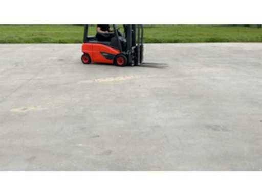 0abaeca5-5bc6-4607-8d41-c06785039de8.mp4