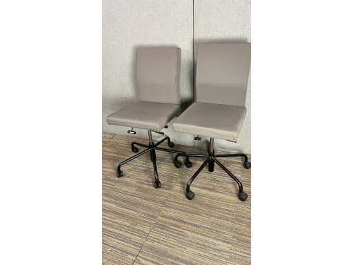 BULO - Pub & Club - Vergaderstoel (2x)