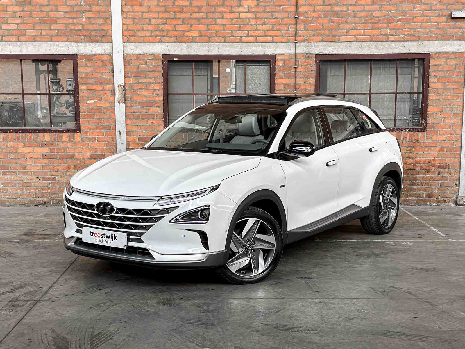 Hyundai NEXO FCEV Plus Pack 163pk 2020 (Origineel-NL), J-193-NB