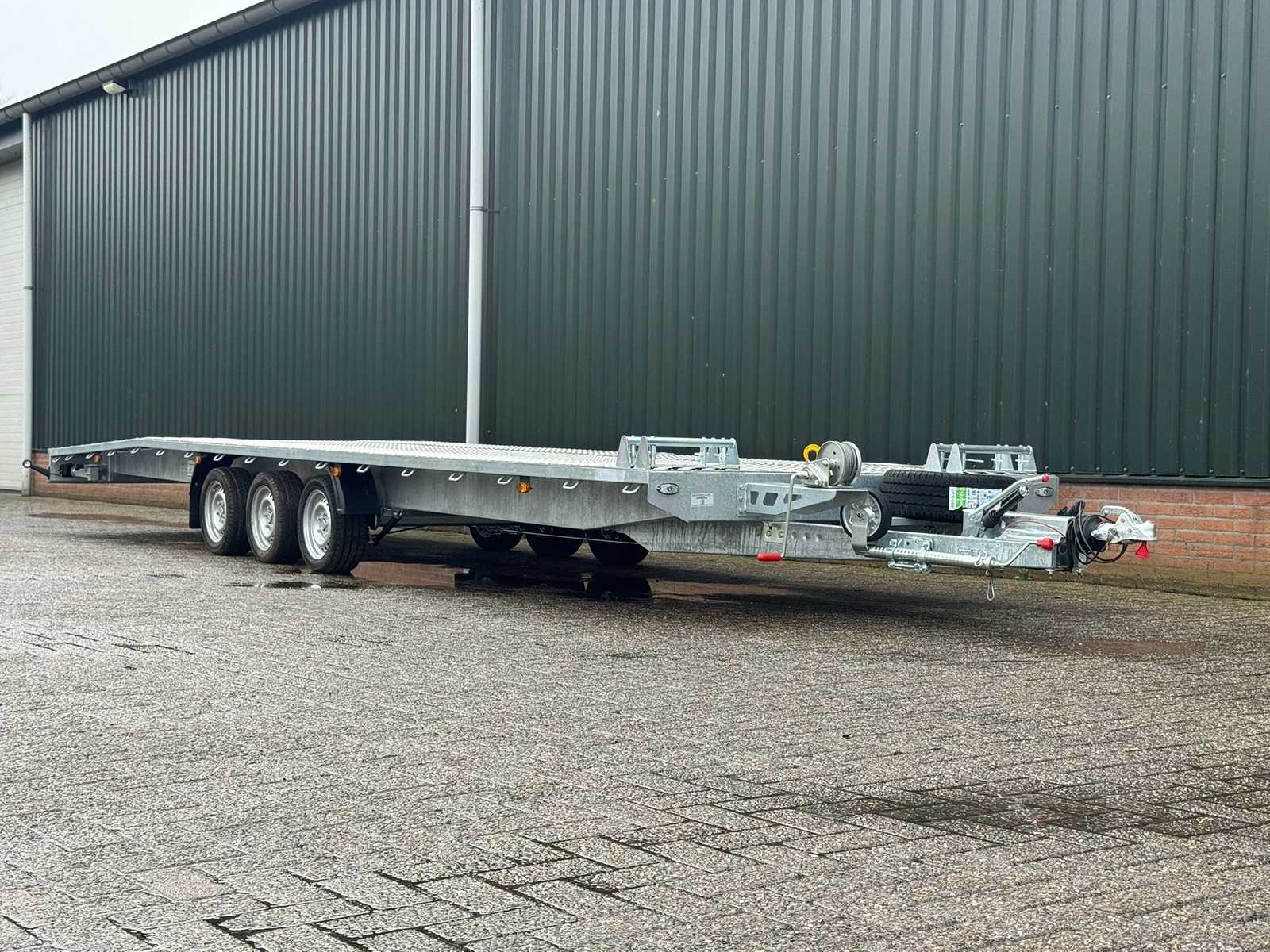 Niewiadow – Car transporter – 8 meters – – Trailer – 2026