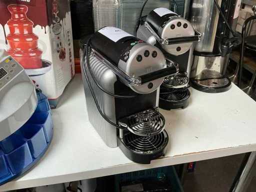 Ekspres do kawy Nespresso 9737G