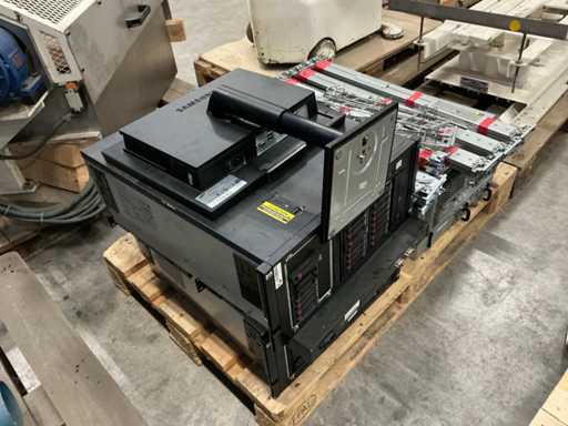 Série de pièces informatiques