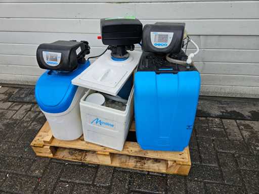 Adoucisseurs d’eau divers (3x)