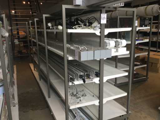 Raft de atelier cu două fețe