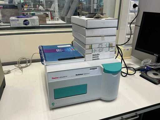 Thermo Labsystems Multiskan Spectrum 1500 Spectrophotomètre