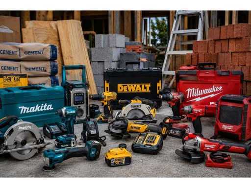 Building Materials & Tools Delivery Auction Makita, Dewalt & Milwaukee