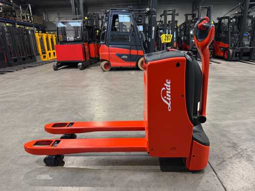 2020 Service + UVV 12/2026 Linde T16 1.600kg palletwagen mierenstacker initiële slag 1.694 uur