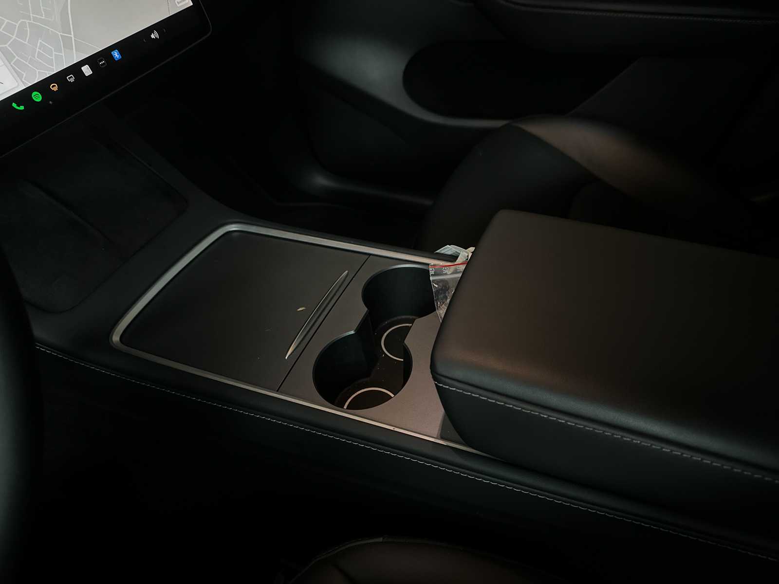 Tesla Model Y Long Range AWD 75kWh 351pk 2021, N-842-RT