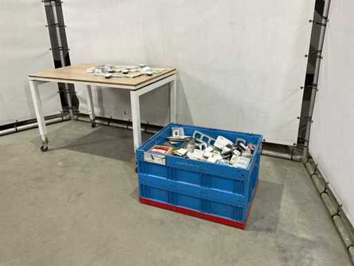 Lotto di forniture elettriche
