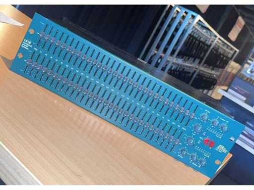 FCS966 - 2 CHANNEL 30 BAND OPAL GRAPHIC EQUALIZER