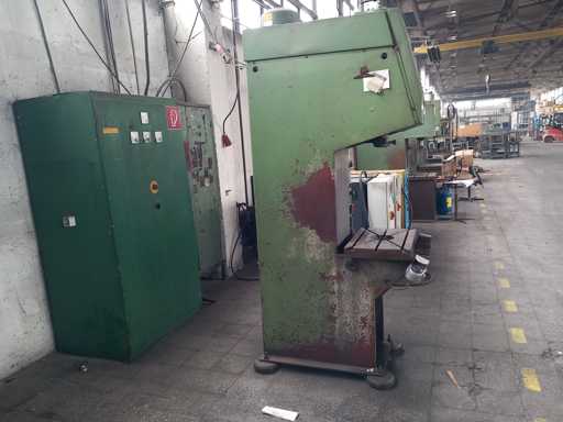 MULLER CT16.4.1 Prasa hydrauliczna