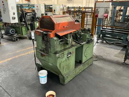 BLM - AST 38 6P - Hydraulische Eindvormingsmachine