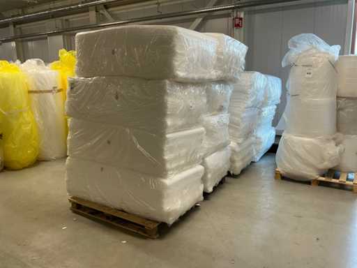 Pianka otoczka (650 x 1350 mm, 1400 kawałków)