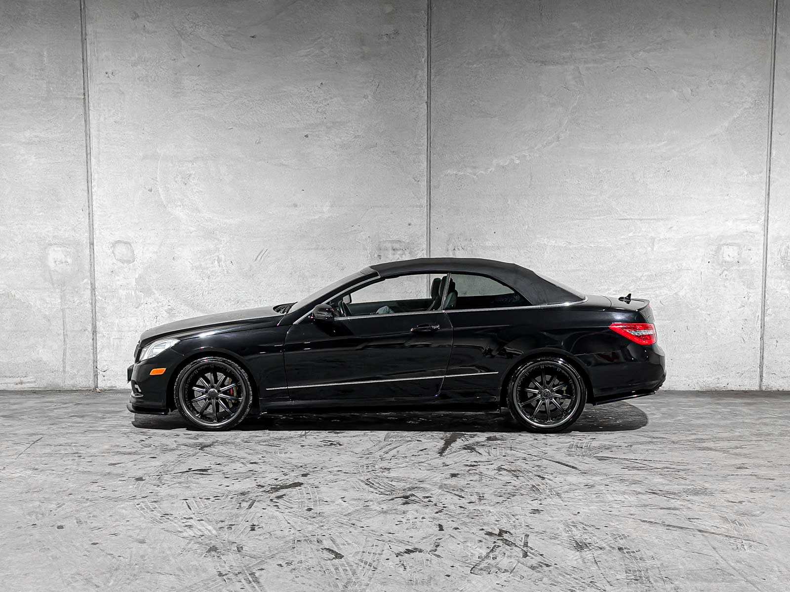 Mercedes-Benz E550 AMG Cabriolet Elegance 5.5 V8 387hp 2011 E-Class, NL-962-T