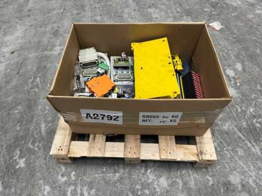 Partia części elektronicznych