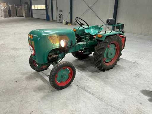Holder B12 Oldtimer-Traktor