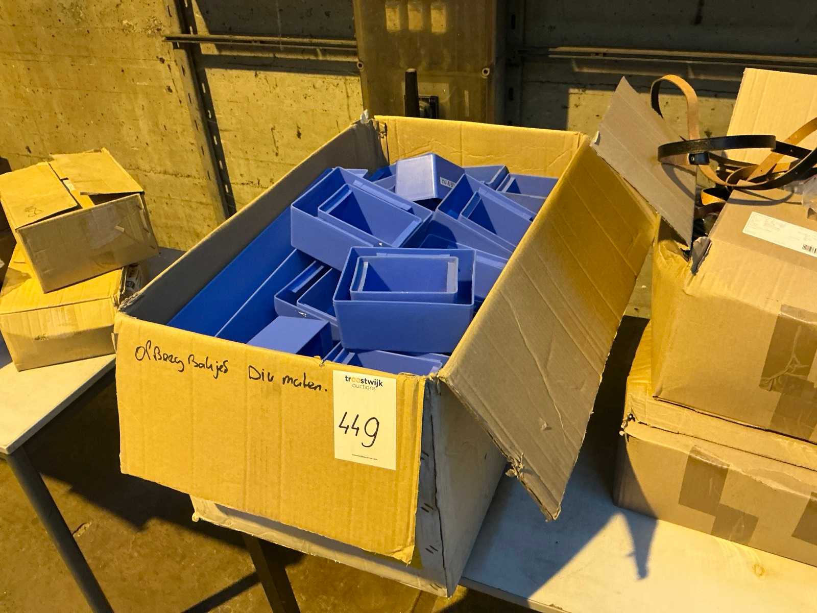 Box of storage trays