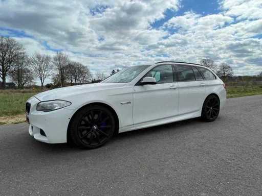 BMW - 2012 - Seria 5 Touring - 550i High Executive - J-904-DZ
