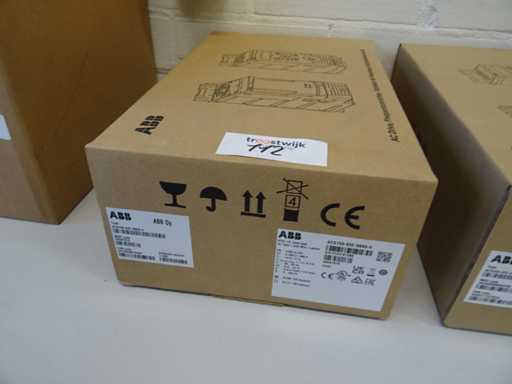 ABB - ACS150-03E-08A8-4 - Frequenzwandler