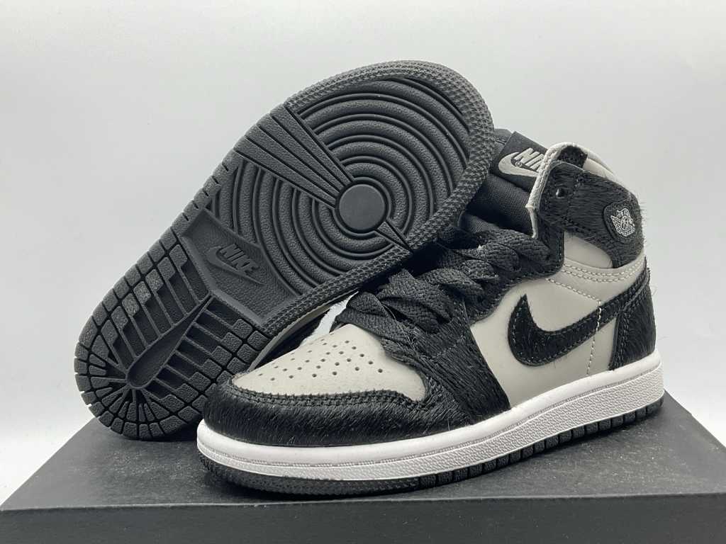 Nike Jordan 1 Retro High OG Twist 2.0 Medium Gris Enfants Sneakers 28 1/2