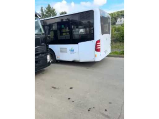 d69e208b-4771-4a85-9688-bb08c901cacf.mp4