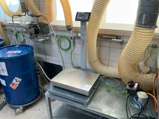 Sartorius Weighing Scale