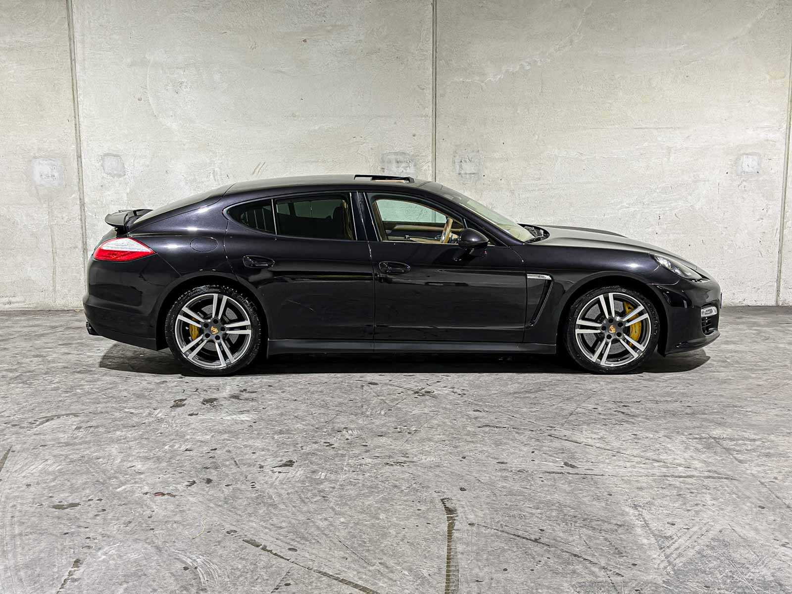 Porsche Panamera GTS 4.8 V8 Sport-Chrono 430pk 2012, 9-TLZ-26