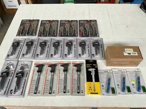 Mieszaj wiele ró?nych narz?dzi r?cznych