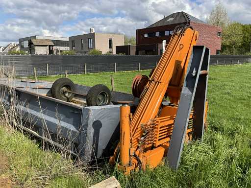 Afvalcontainer met hijskraan Eiffer