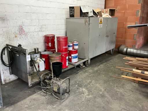 Varios accesorios para jeringas