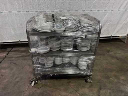 Geschirr mit Cateringwagen