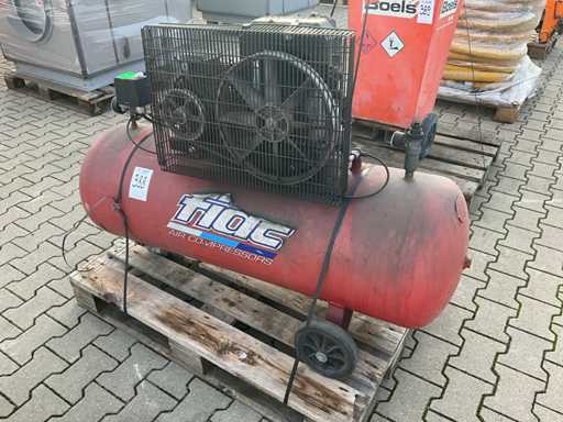 2015 Compresor de aer Fiac H200-525