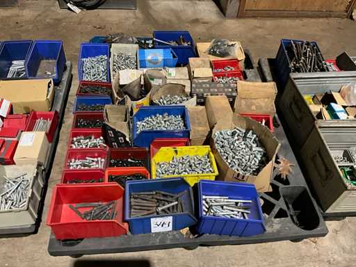 Matériau de fixation