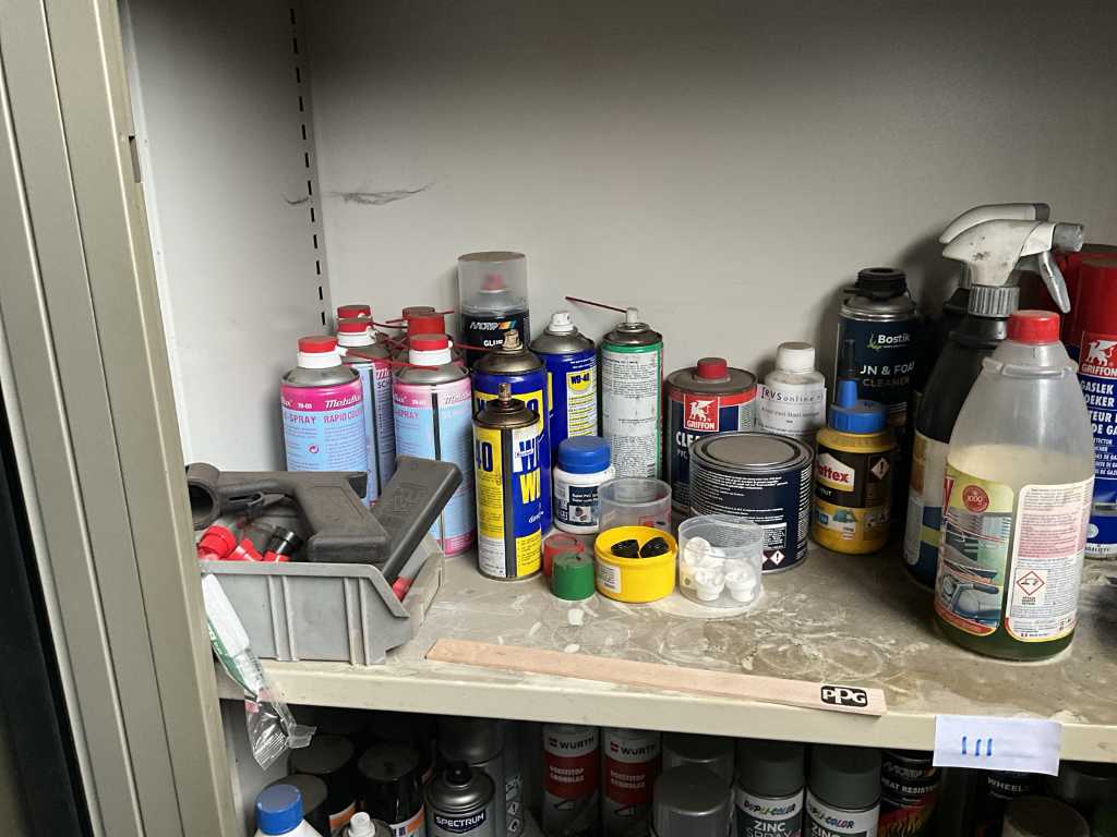 Stock of paints and accessories