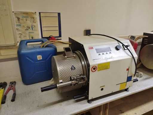 Heracast iQ - 2005 - Kulzer - Vacuum Die Casting Machine