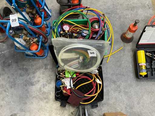 Zestawy manometrów z wężami